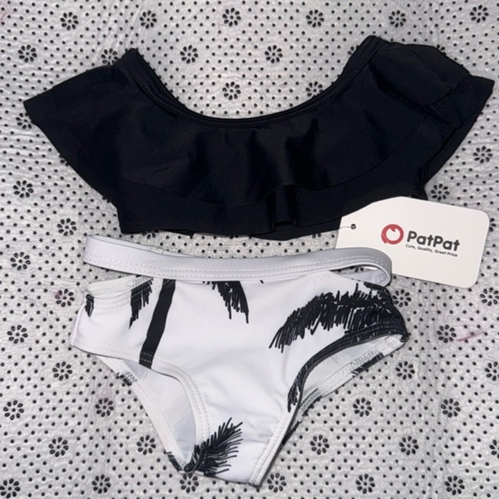 🛍NWT 🛍 PRETTY LITTLE GIRLS BATHING SUIT SIZE 6-9 MONTHS 🛍